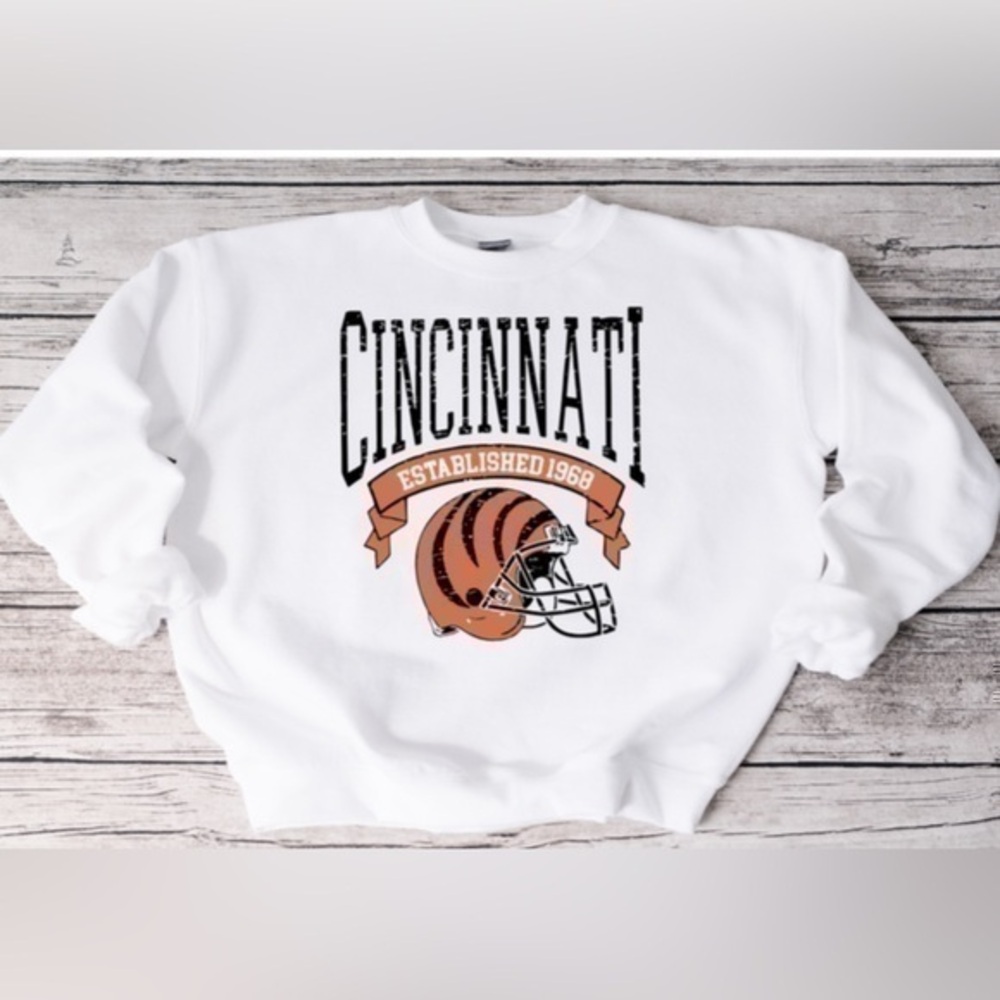 Bengals striped retro helmet crewneck